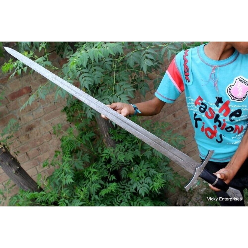 Custom Handmade Damascus Steel Sword Forged Viking Unique Outdoor Double Edged (5).jpg