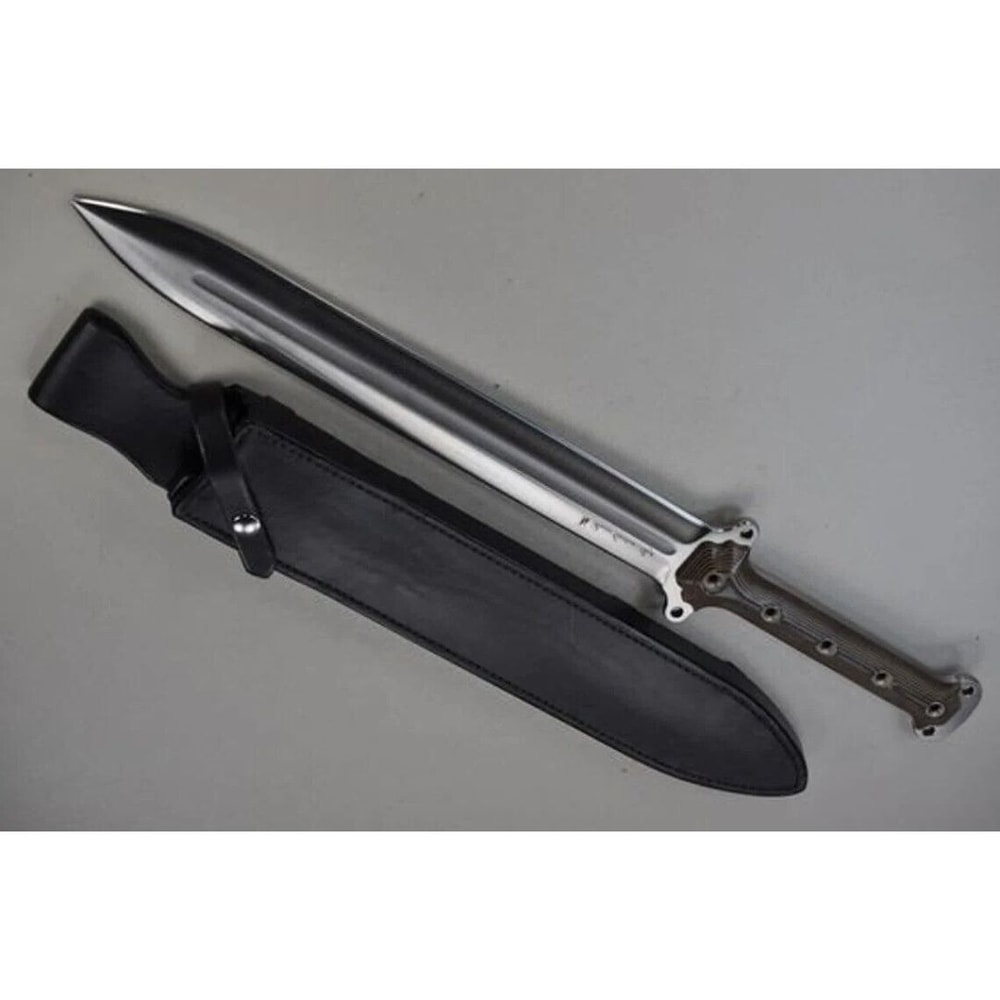 Single Handed Sword Full Tang Hunting Short Sword D2 TOOL STEEL Survival Sword (1).jpg