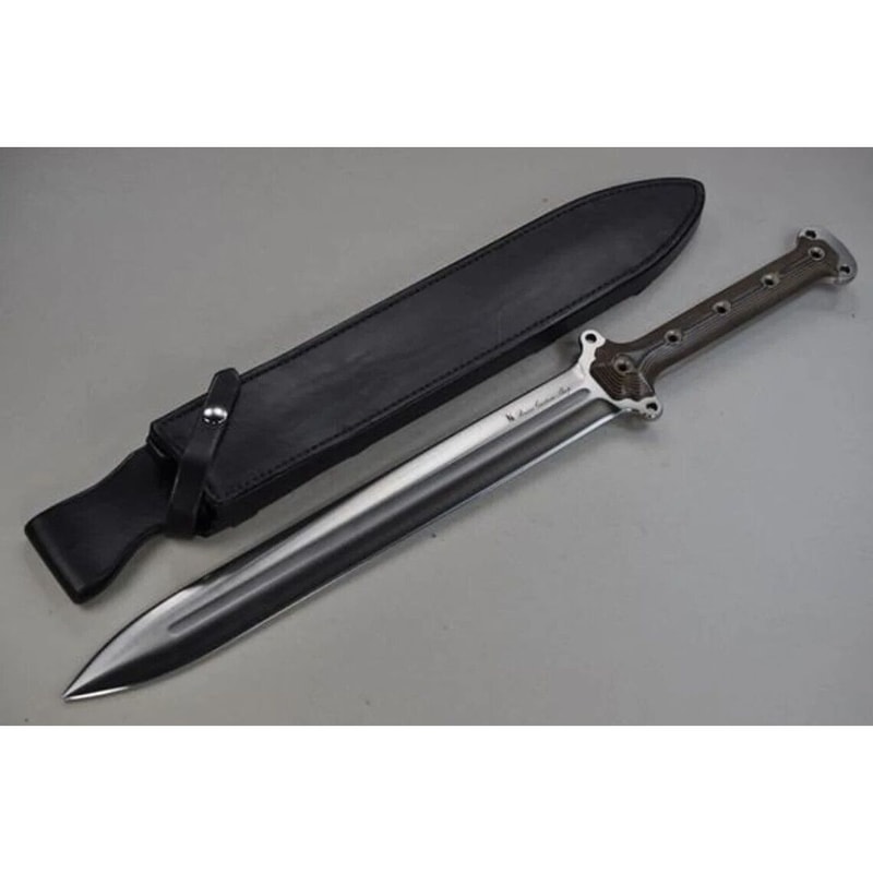 Single Handed Sword Full Tang Hunting Short Sword D2 TOOL STEEL Survival Sword (2).jpg