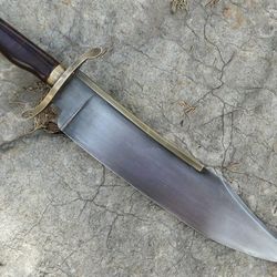 Crafted Excellence: Alamo Musso Bowie Knives – Handmade High Carbon Steel Blades with Sheath | Custom Hunting.