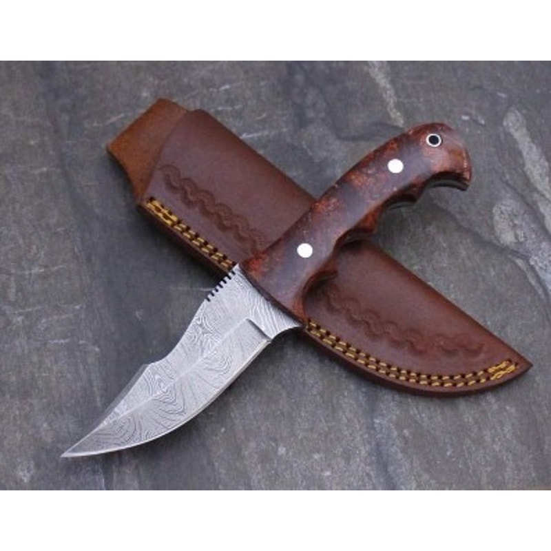Handmade Damascus Steel Hunting Knife Resin Handle With Leather Sheathe Gift For USA Fathers Day Gift For Men 0