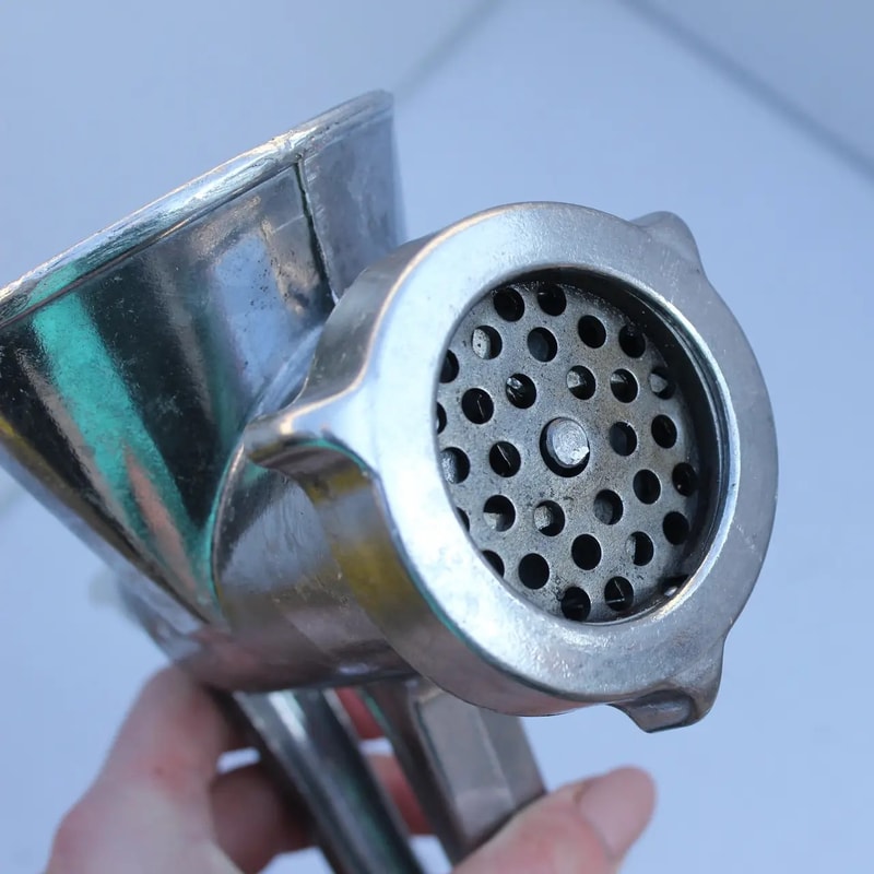 NEW Manual Meat Grinder Tabletop Hand Crank Mincer Myasorubka Ukraine round 2