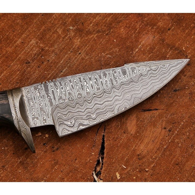 Unique Handmade Damascus Steel Knife