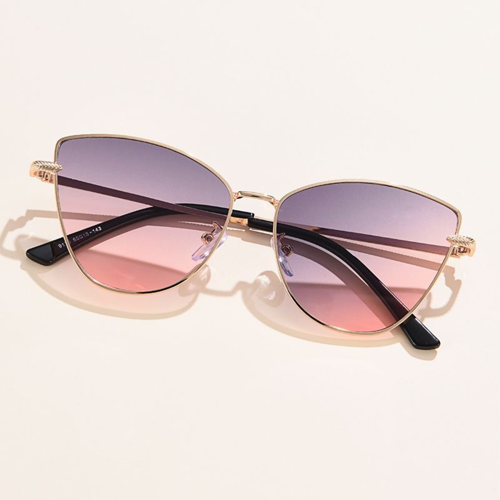 Triangle Metal Frame Sunglasses For Women Trendy Cat Eye Small Fashion Sun Glasses UV400 Streetwear 8