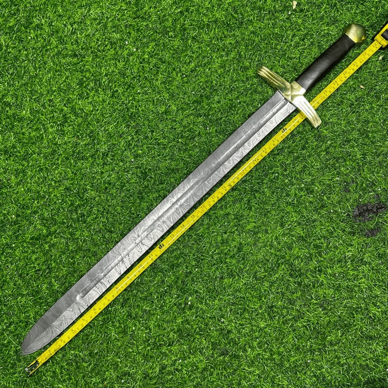 Handmade Damascus Steel Combat Sword 33 DoubleEdge Sword 1