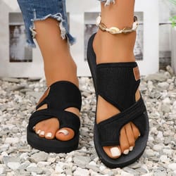 women lightweight breathable hollow sandals for beach and summer vacation