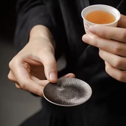 vintage metal drink coaster set – insulated cup pads for tea, coffee & milk