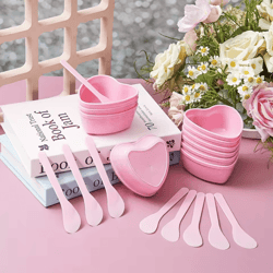 6-piece pink heart shaped facial mask mixing bowl set – diy skincare tool with scraper