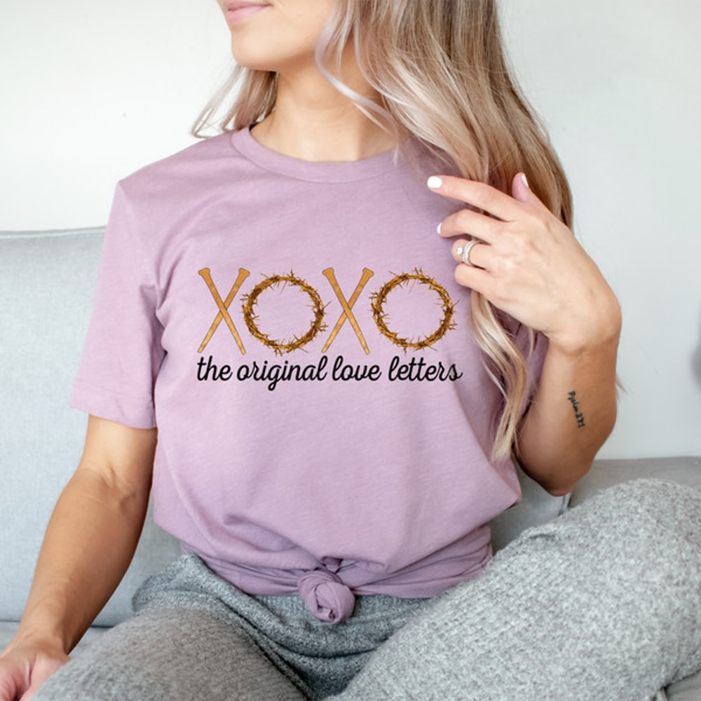 XOXO The Original Love Letters Tee (4).jpg