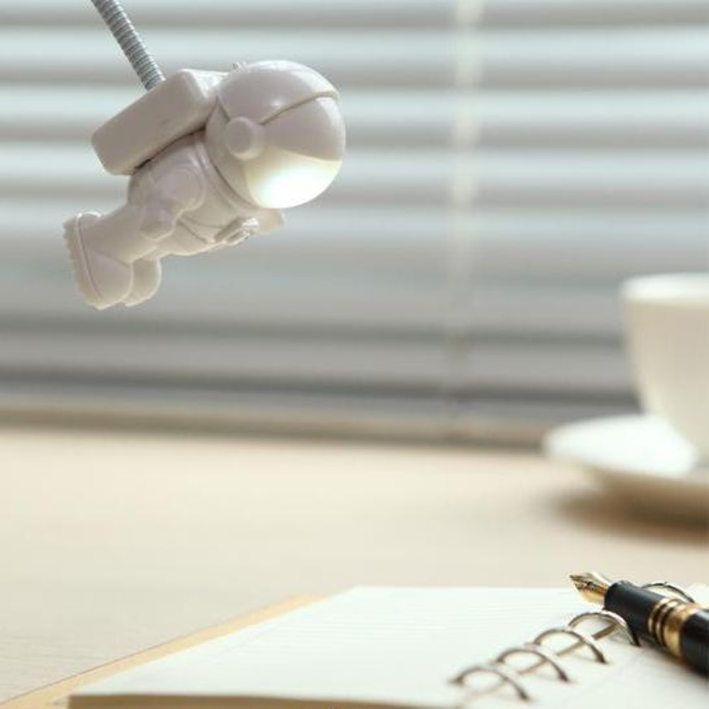 Space Man Portable Laptop Lamp 5