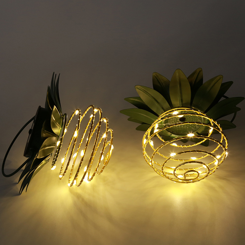 Solar Pineapple Lantern 2